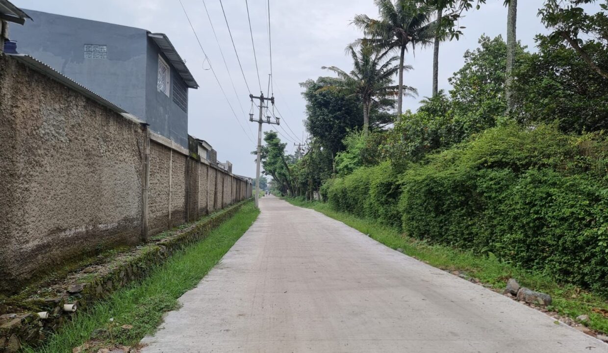 Jalan uda di beton