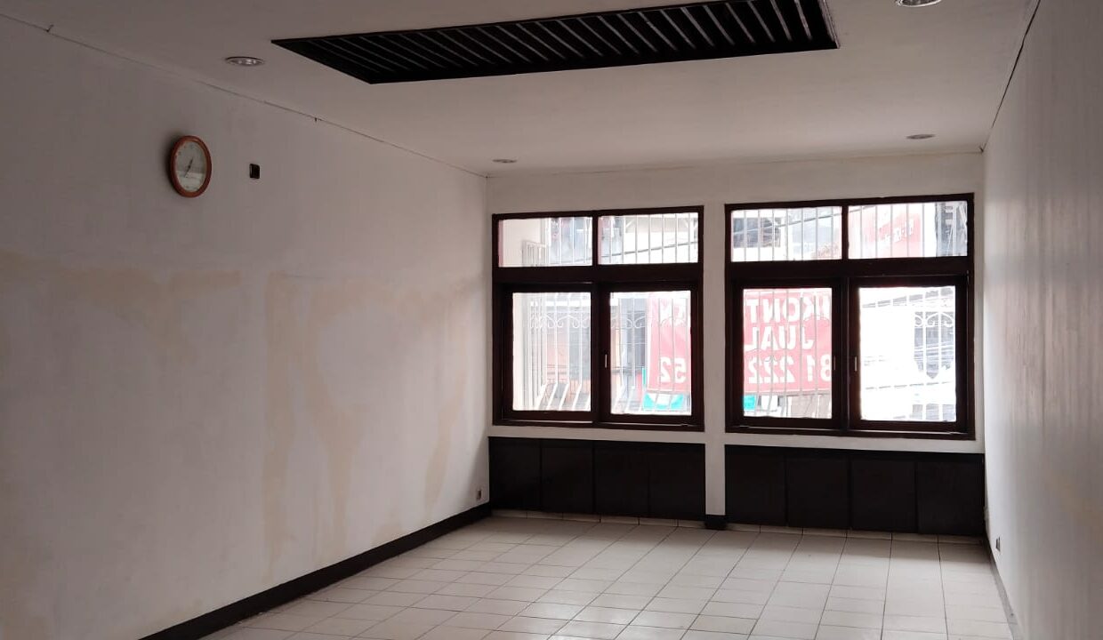 WhatsApp Image 2025-04-08 at 11.02.34 (2)