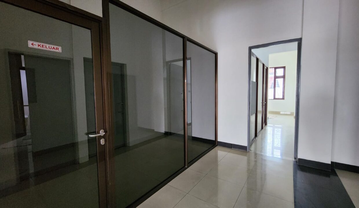 WhatsApp Image 2025-05-19 at 11.13.39 (1)