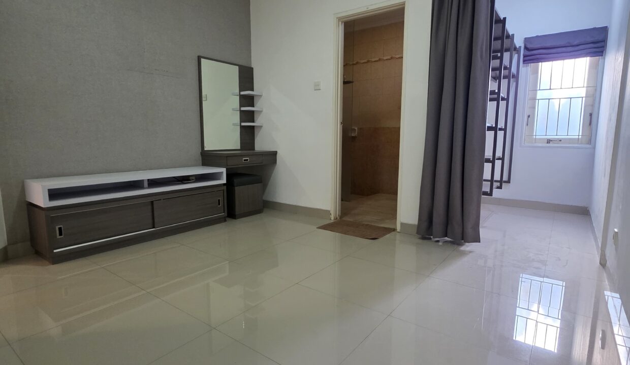 WhatsApp Image 2025-05-20 at 09.58.49 (4)