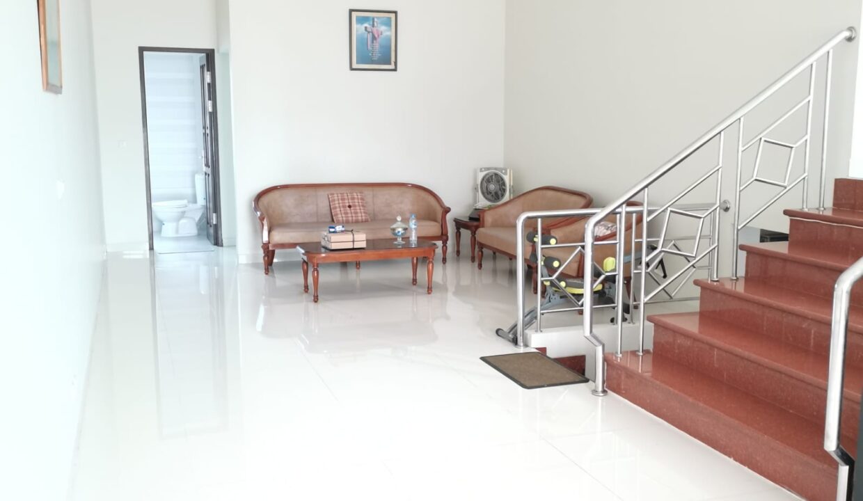 WhatsApp Image 2025-09-08 at 09.12.11 (1)