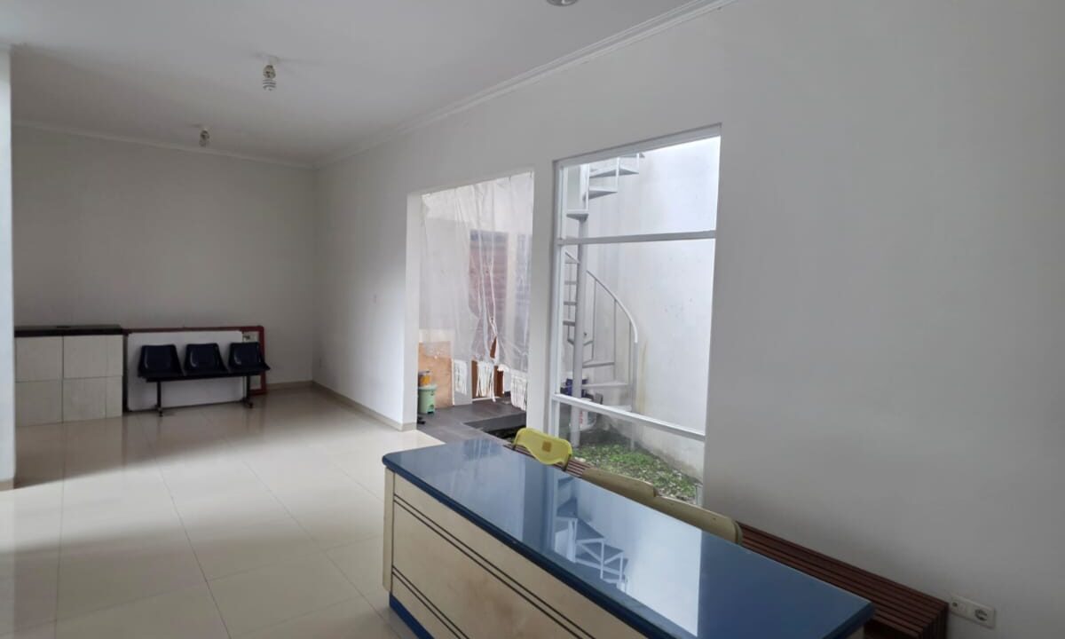 WhatsApp Image 2025-10-17 at 09.19.33 (1)