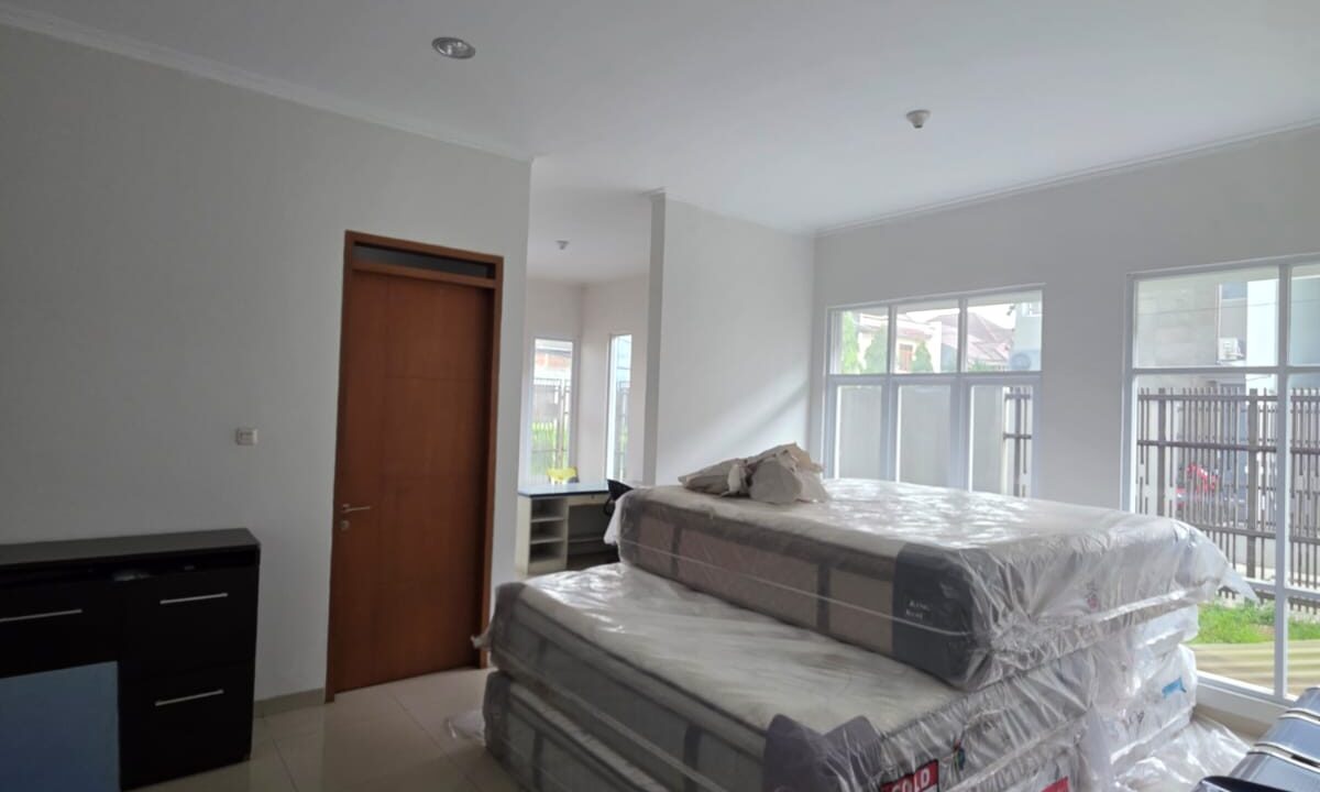 WhatsApp Image 2025-10-17 at 09.19.34