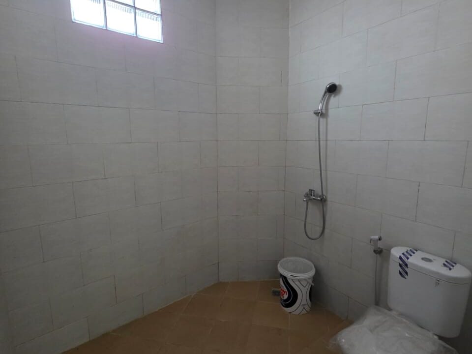 WhatsApp Image 2025-10-17 at 09.20.16 (1)