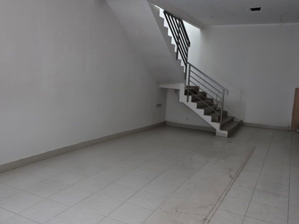 WhatsApp Image 2025-10-17 at 09.20.16