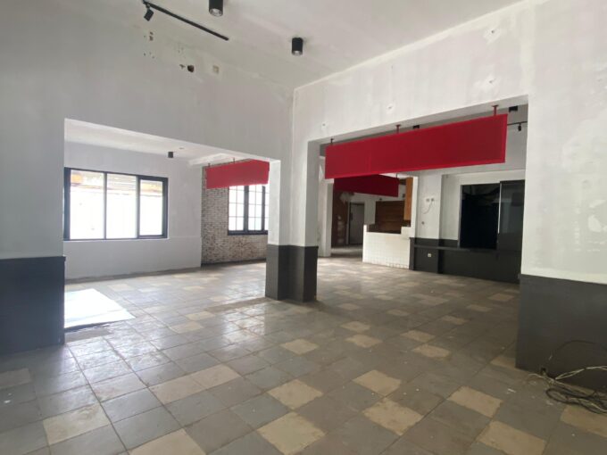 Ruang Usaha disewa Traffic Ramai di Riau Bandung