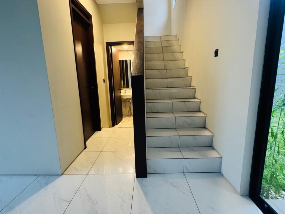 WhatsApp Image 2025-11-24 at 08.31.49 (3)