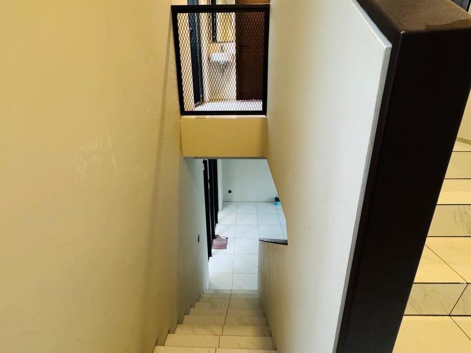 WhatsApp Image 2025-11-24 at 08.31.50 (2)