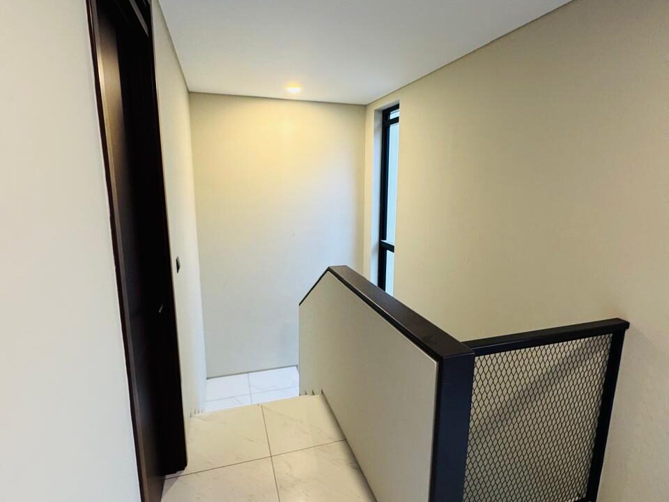 WhatsApp Image 2025-11-24 at 08.31.50