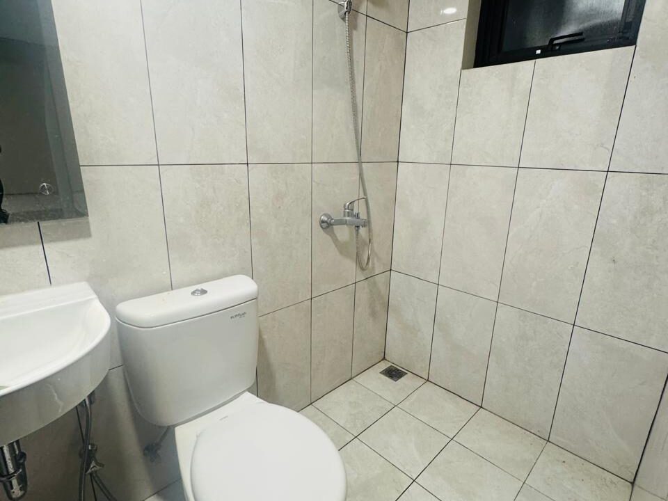 WhatsApp Image 2025-11-24 at 08.31.52 (2)