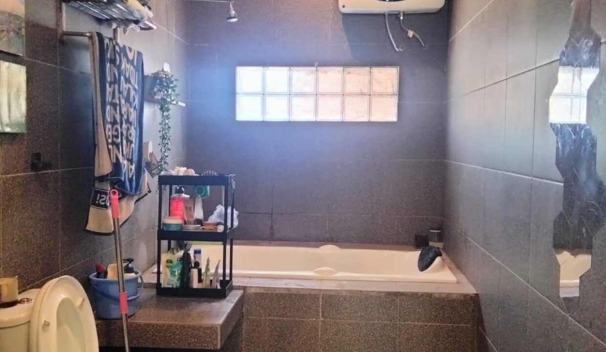 WhatsApp Image 2025-11-25 at 12.56.14 (1)