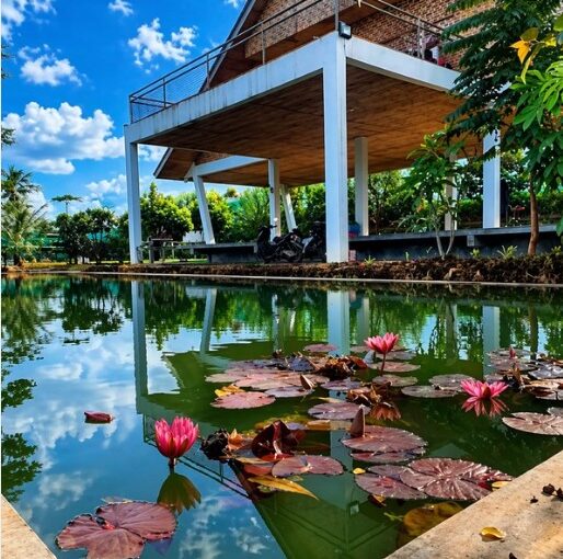 Private Villa Resort dengan View Pegunungan di Soreang